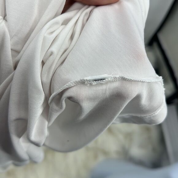 Athleta White Tank with Twist Detail Sz M‎ - Picture 7 of 7